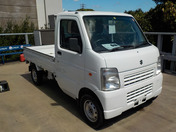 It is a picture of the white suzuki carry truck in 2013,First Photo Stock No.Y049259