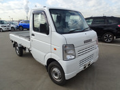 It is a picture of the white suzuki carry truck in 2007,First Photo Stock No.Y049378