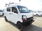 It is a picture of the white suzuki every passenger van in 2021,First Photo Stock No.Y049585