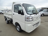 It is a picture of the white daihatsu hijet in 2023,Sub Photo 1 Stock No.Y049613