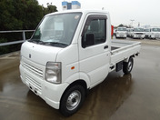 It is a picture of the white suzuki carry truck in 2013,First Photo Stock No.Y049615