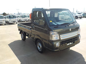It is a picture of the khaki suzuki carry truck in 2022,First Photo Stock No.Y049616