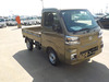 It is a picture of the khaki  daihatsu hijet truck in 2022,Sub Photo 0 Stock No.Y049686