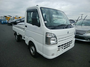 It is a picture of the white suzuki carry  truck in 2019,First Photo Stock No.Y058122