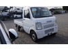 It is a picture of the white suzuki carry  truck in 2006,Sub Photo 0 Stock No.Y058156