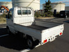 It is a picture of the white suzuki carry  truck in 2005,Sub Photo 15 Stock No.Y058168