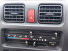 It is a picture of the white suzuki carry  truck in 2010,Sub Photo 24 Stock No.Y058190