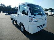 2024 DAIHATSU HIJET  Photo Y058258 | MiniTruckDealer.com 