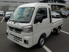 It is a picture of the white daihatsu hijet jumbo in 2024,Sub Photo 1 Stock No.Y059851