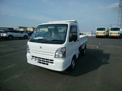 It is a picture of the white suzuki carry in 2025,First Photo Stock No.Y059930