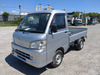 It is a picture of the silver daihatsu hijet  dump in 2013,Sub Photo 3 Stock No.Y061239