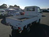 It is a picture of the white suzuki carry truck truck in 2015,Sub Photo 4 Stock No.Y061502