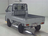 It is a picture of the silver daihatsu hijet truck truck in 2011,Sub Photo 5 Stock No.Y062030