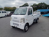 It is a picture of the white suzuki carry truck dump in 2006,Sub Photo 0 Stock No.Y062832