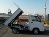 It is a picture of the white daihatsu hijet  scissors dump in 2001,Sub Photo 1 Stock No.Y062874