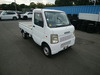 It is a picture of the white suzuki carry truck truck in 2006,Sub Photo 4 Stock No.Y062879