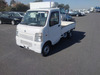 It is a picture of the white suzuki carry truck truck in 2011,Sub Photo 0 Stock No.Y062977