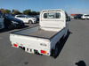 It is a picture of the white suzuki carry truck truck in 2005,Sub Photo 3 Stock No.Y063108
