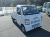 It is a picture of the white suzuki carry truck truck in 2005,Sub Photo 1 Stock No.Y063108