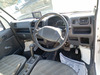 It is a picture of the white suzuki carry truck truck in 2002,Sub Photo 11 Stock No.Y063131