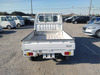 It is a picture of the white suzuki carry  truck in 2004,Sub Photo 2 Stock No.Y063670