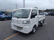 2025 DAIHATSU HIJET Photo Y063876 | MiniTruckDealer.com 
