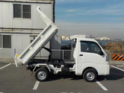 2025 DAIHATSU HIJET Photo Y063876 | MiniTruckDealer.com 