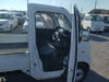 It is a picture of the white suzuki carry truck in 2010,Sub Photo 5 Stock No.Y063880