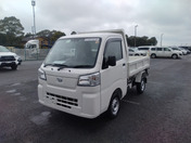 2025 DAIHATSU HIJET Photo Y064544 | MiniTruckDealer.com 