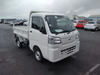 It is a picture of the white daihatsu hijet in 2025,Sub Photo 1 Stock No.Y064544