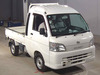 It is a picture of the white daihatsu hijet truck jumbo in 2014,Sub Photo 21 Stock No.Y064920