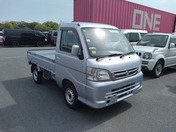 2008 DAIHATSU HIJET TRUCK Photo Y065396 | MiniTruckDealer.com 