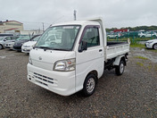 2010 DAIHATSU HIJET  Photo Y066618 | MiniTruckDealer.com 