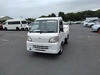 It is a picture of the white daihatsu hijet truck truck in 2014,Sub Photo 0 Stock No.Y067060